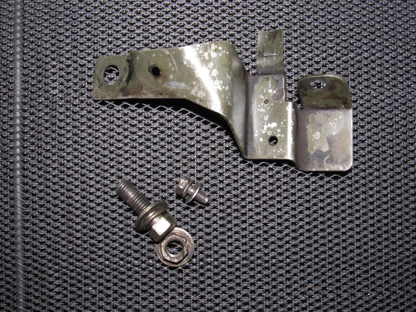 90 91 92 93 94 95 96 Nissan 300zx OEM Starter Motor Bracket