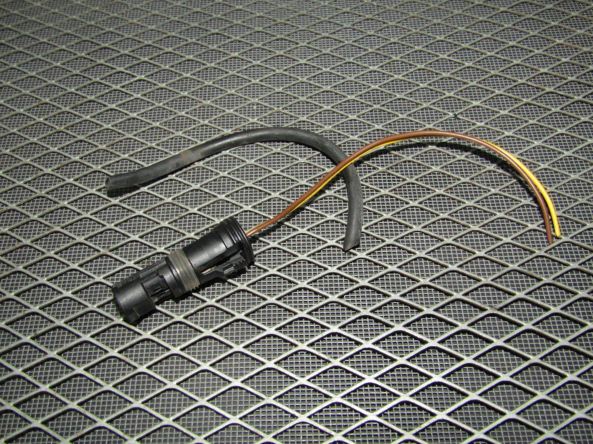 92 93 94 95 BMW 325 OEM Rear Brake Pad Sensor Pigtail Harness - Right