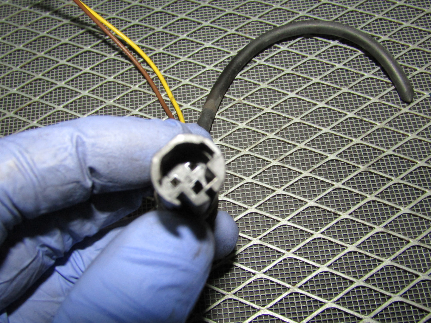 92 93 94 95 BMW 325 OEM Rear Brake Pad Sensor Pigtail Harness - Right