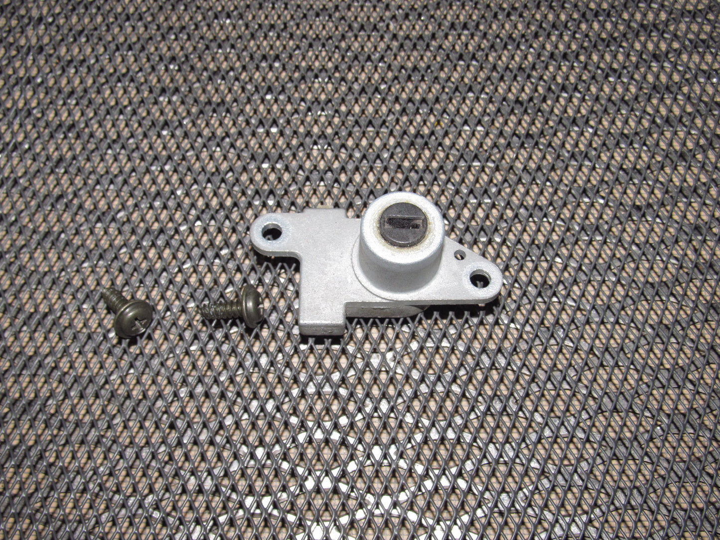 94 95 96 97 Mazda Miata OEM Center Console Cover Lock Tumbler