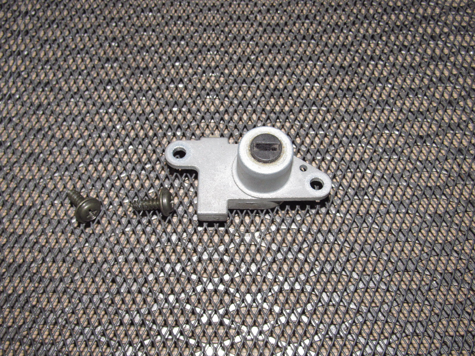 94 95 96 97 Mazda Miata OEM Center Console Cover Lock Tumbler