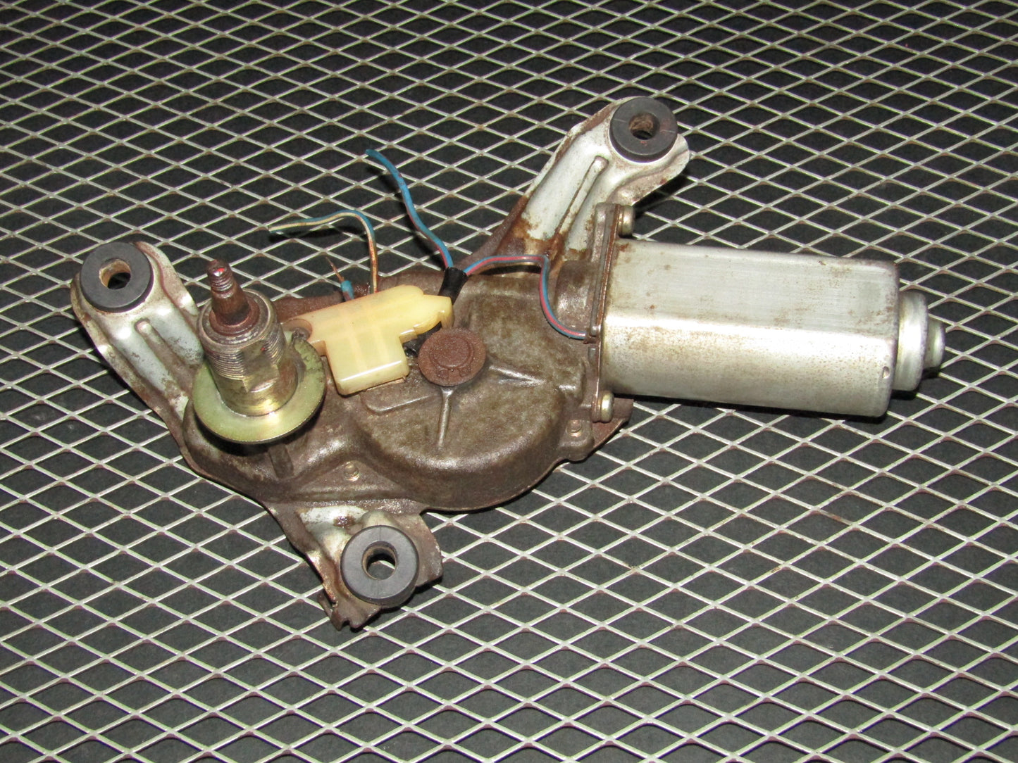 94 95 96 97 Mitsubishi 3000GT OEM Rear Wiper Motor