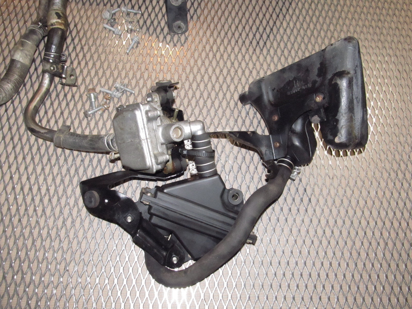 激レアnisso 902 90-96 Nissan 300zx OEM Air Injection Valve Assembly - AIV Set - 2+