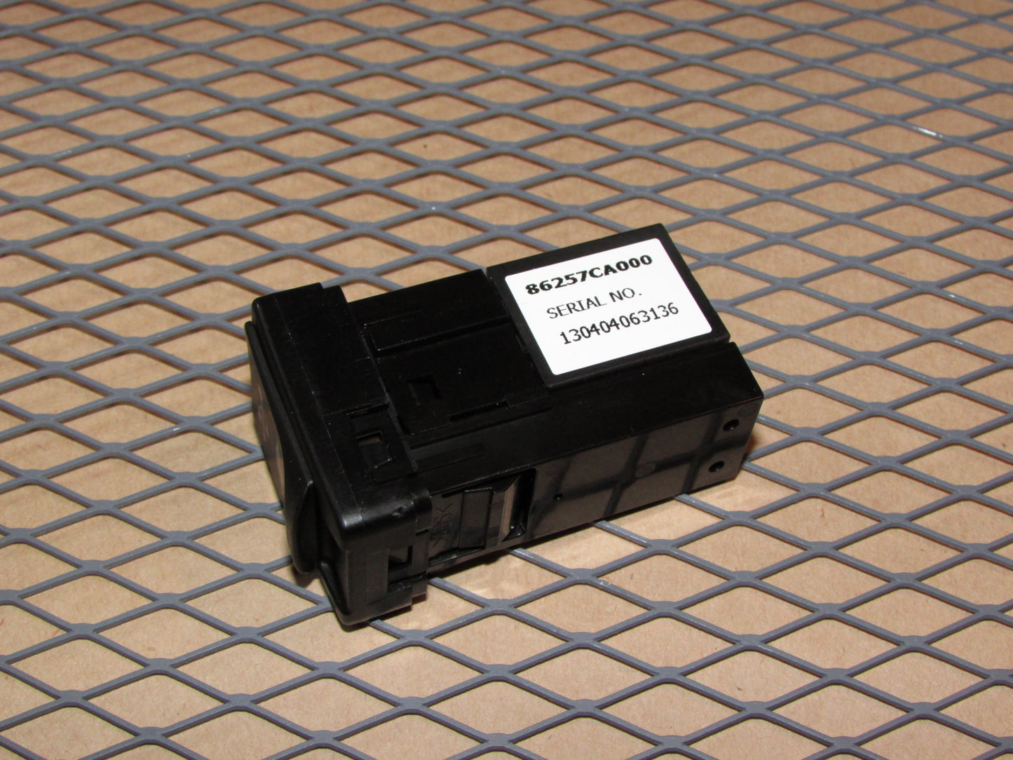 13 14 15 16 Subaru BRZ OEM Aux & USB Port