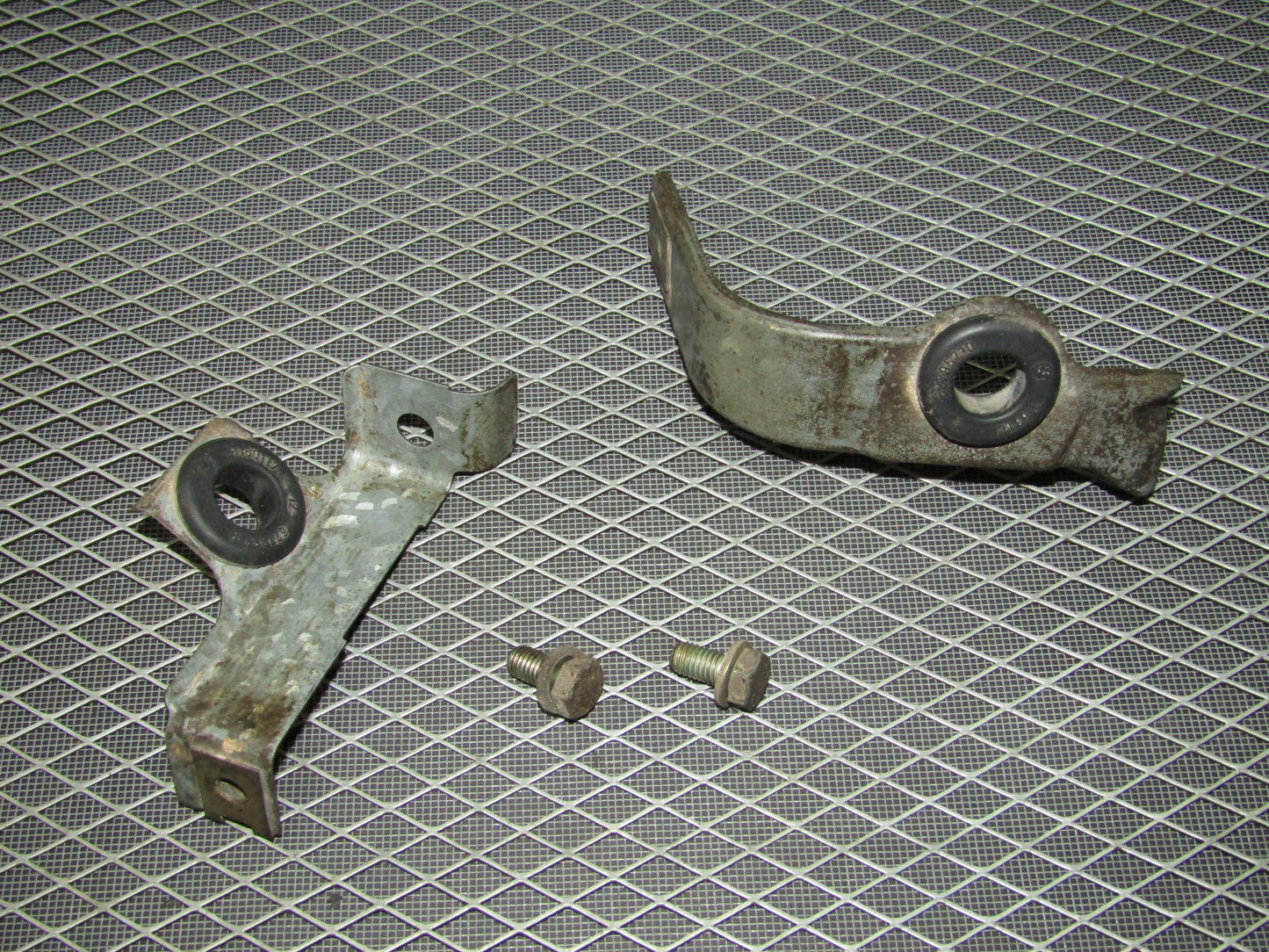 92 93 94 95 BMW 325 Sedan OEM Parking Brake Cable Mount Holder