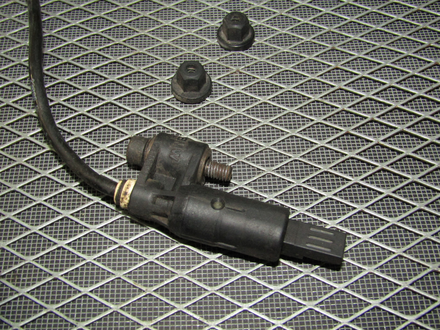 92 93 94 95 BMW 325 OEM Front Brake ABS Sensor - Right