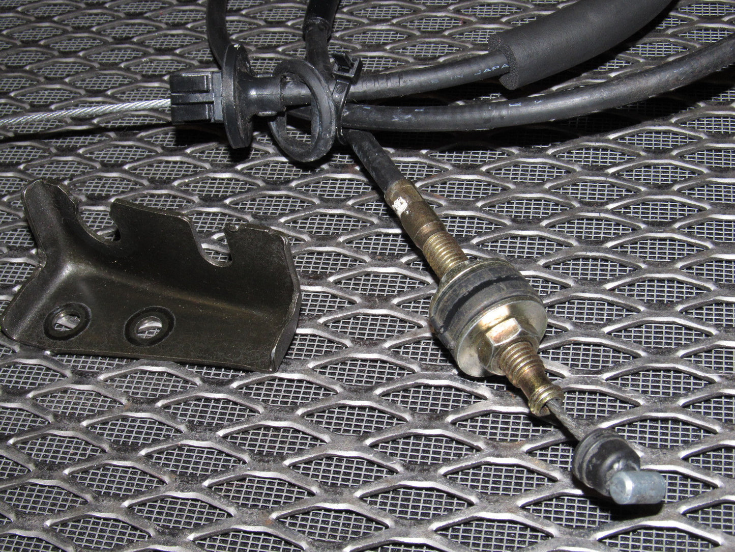 99 00 Mazda Miata OEM Throttle Cable - M/T 6spd