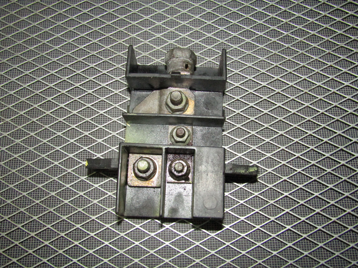 92 93 94 95 BMW 325 OEM Battery Distributor Terminal Box