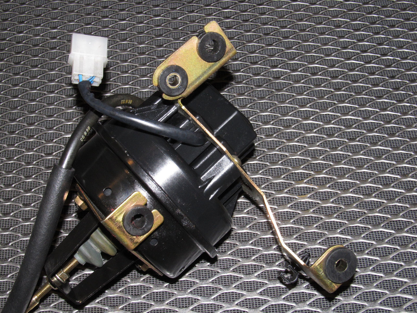 99 00 Mazda Miata OEM Cruise Control Actuator Motor - M/T 6spd