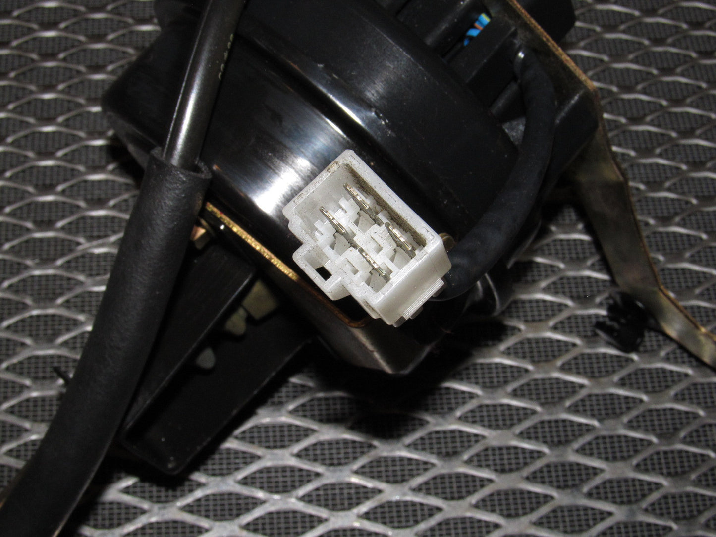 99 00 Mazda Miata OEM Cruise Control Actuator Motor - M/T 6spd