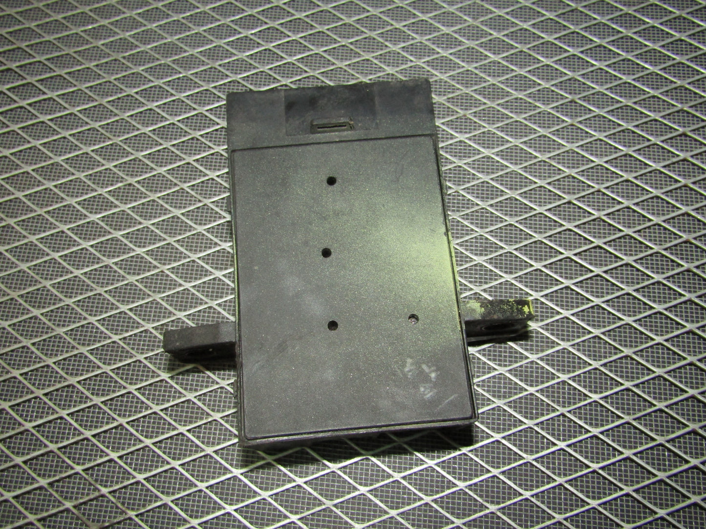 92 93 94 95 BMW 325 OEM Battery Distributor Terminal Box
