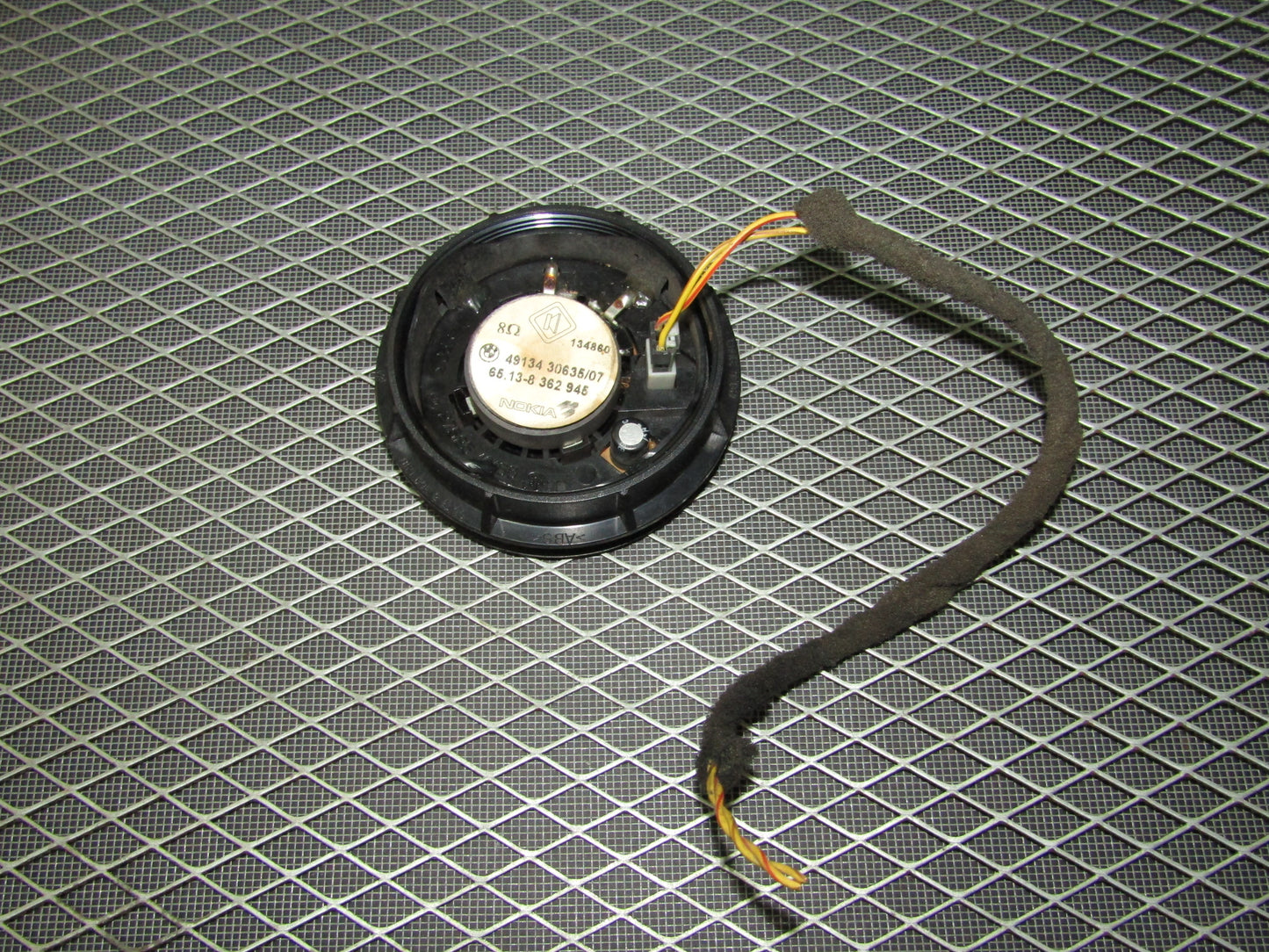 92 93 94 95 BMW 325 Sedan OEM Front Door Mid Speaker