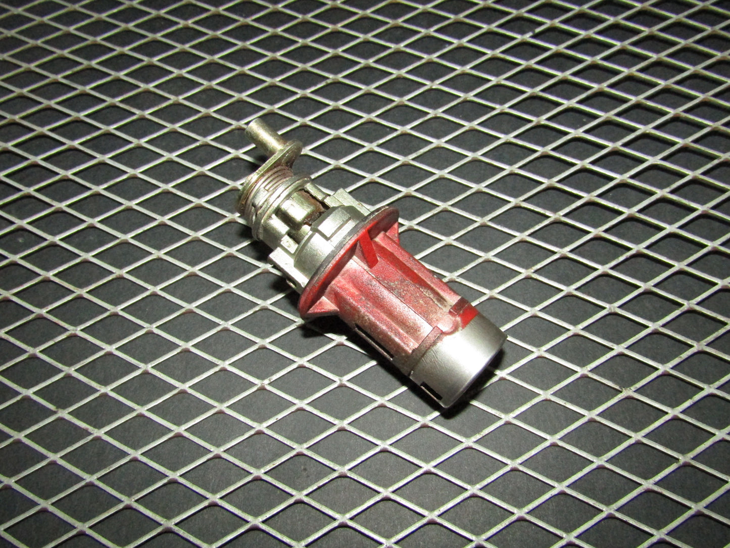 94 95 96 97 Mitsubishi 3000GT OEM Rear Trunk Lock Cylinder Tumbler