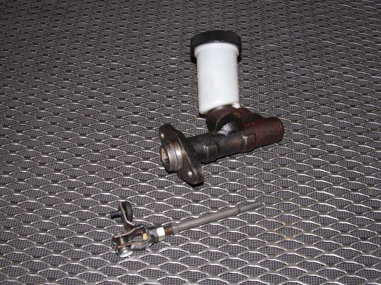 99 00 Mazda Miata OEM Master Clutch Cylinder - M/T 6spd