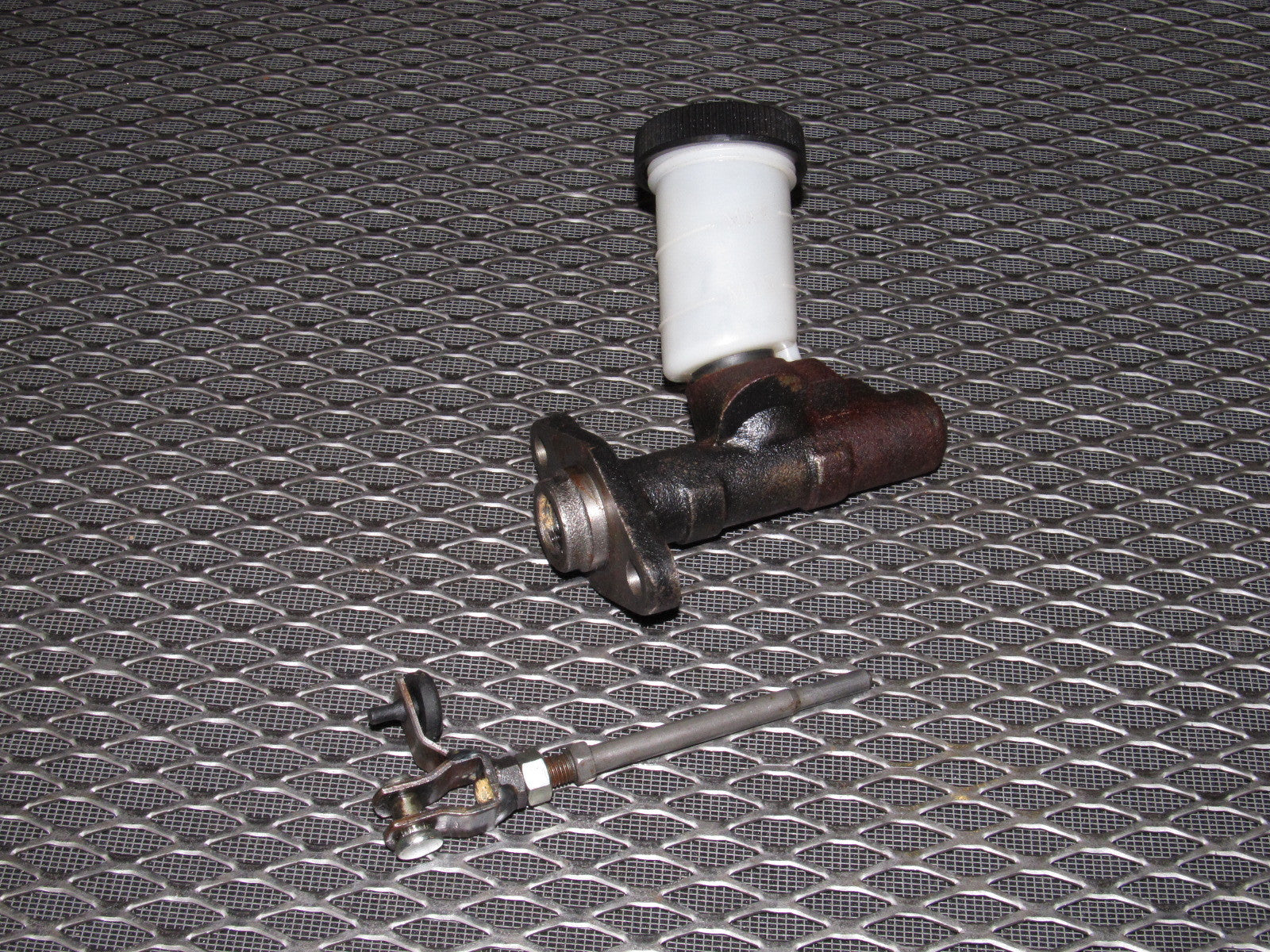 99 00 Mazda Miata OEM Master Clutch Cylinder - M/T 6spd