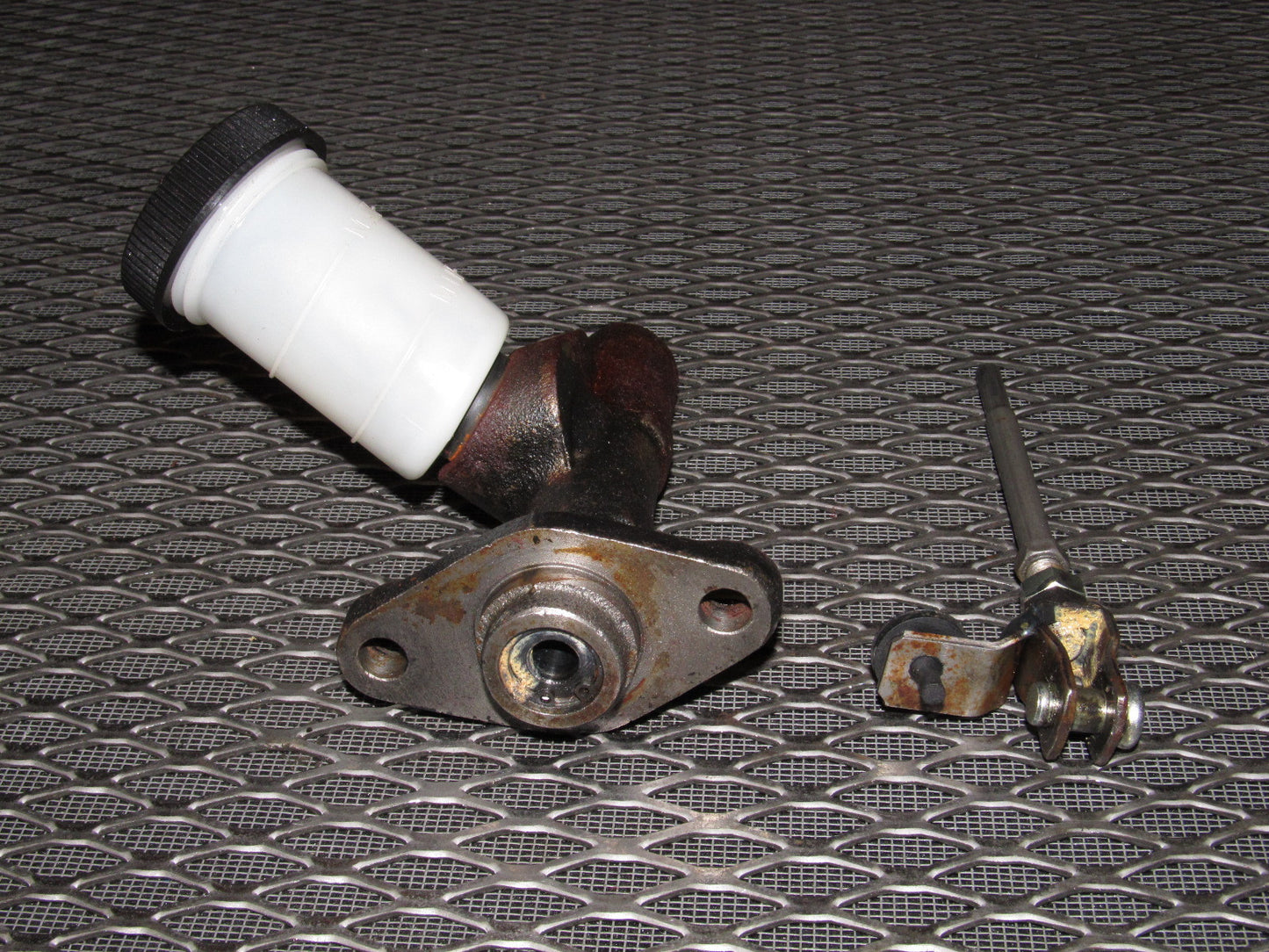 99 00 Mazda Miata OEM Master Clutch Cylinder - M/T 6spd