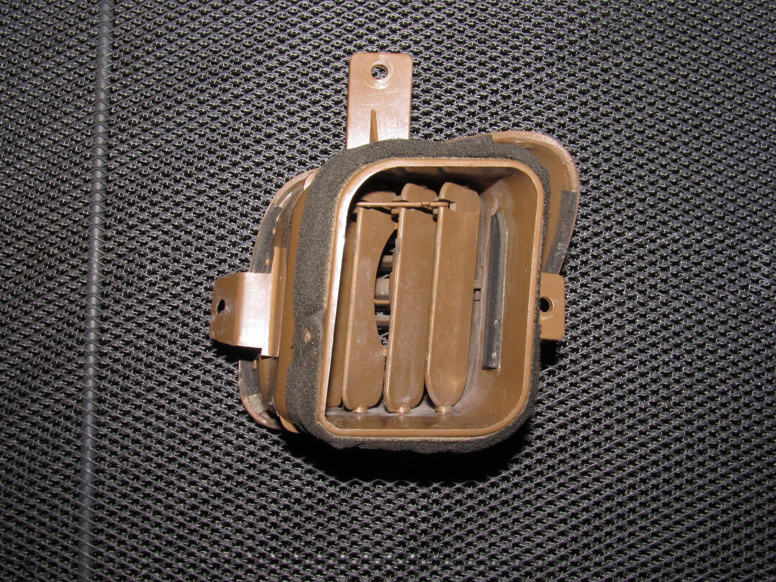 90 91 92 93 94 95 96 Nissan 300zx OEM Door Louver Vent - Right