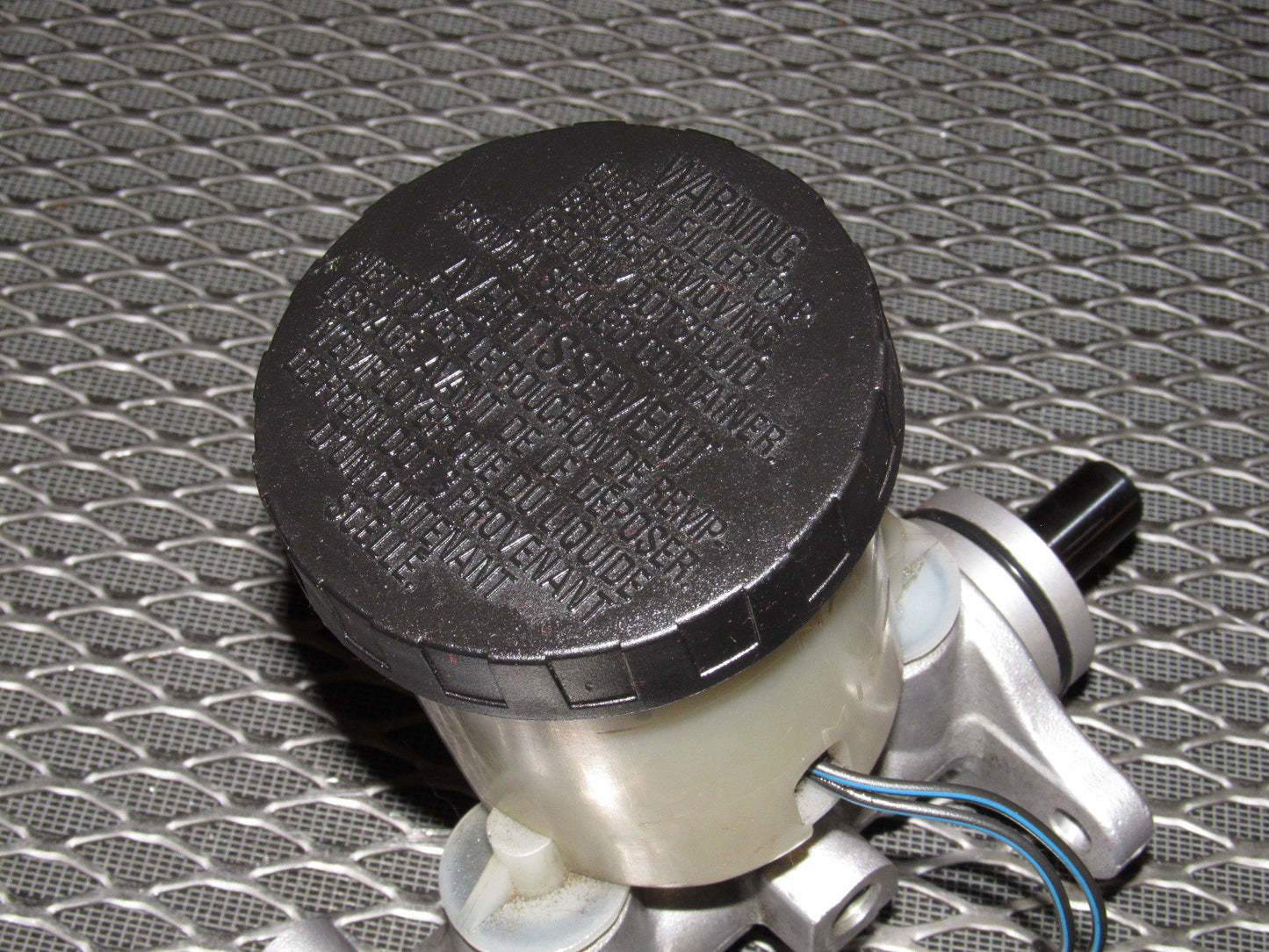 99 00 Mazda Miata OEM Master Brake Cylinder