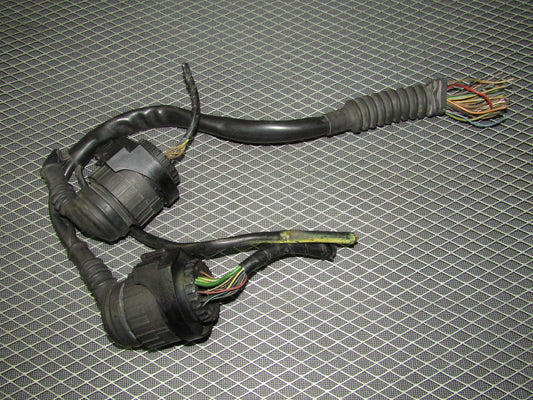 92 93 94 95 BMW 325 OEM Engine Fuse Box Connector Pigtail Harness