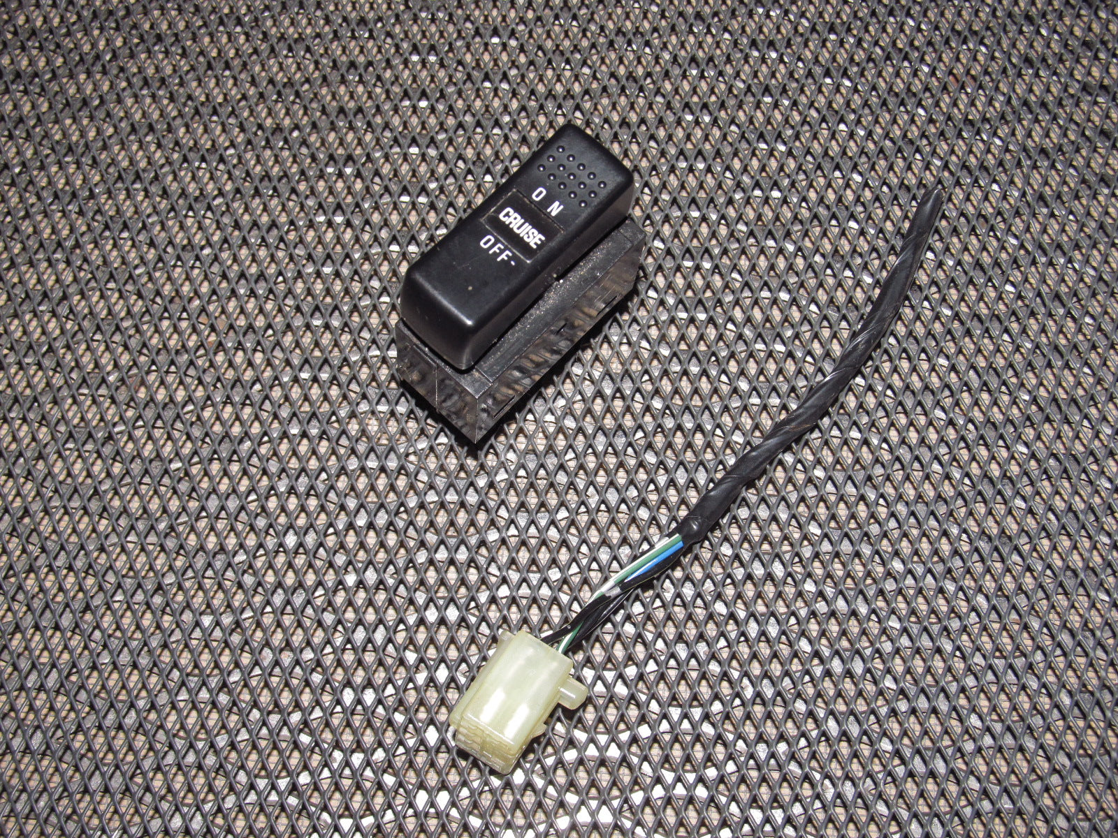 94 95 96 97 Mitsubishi 3000GT OEM Cruise Control Switch