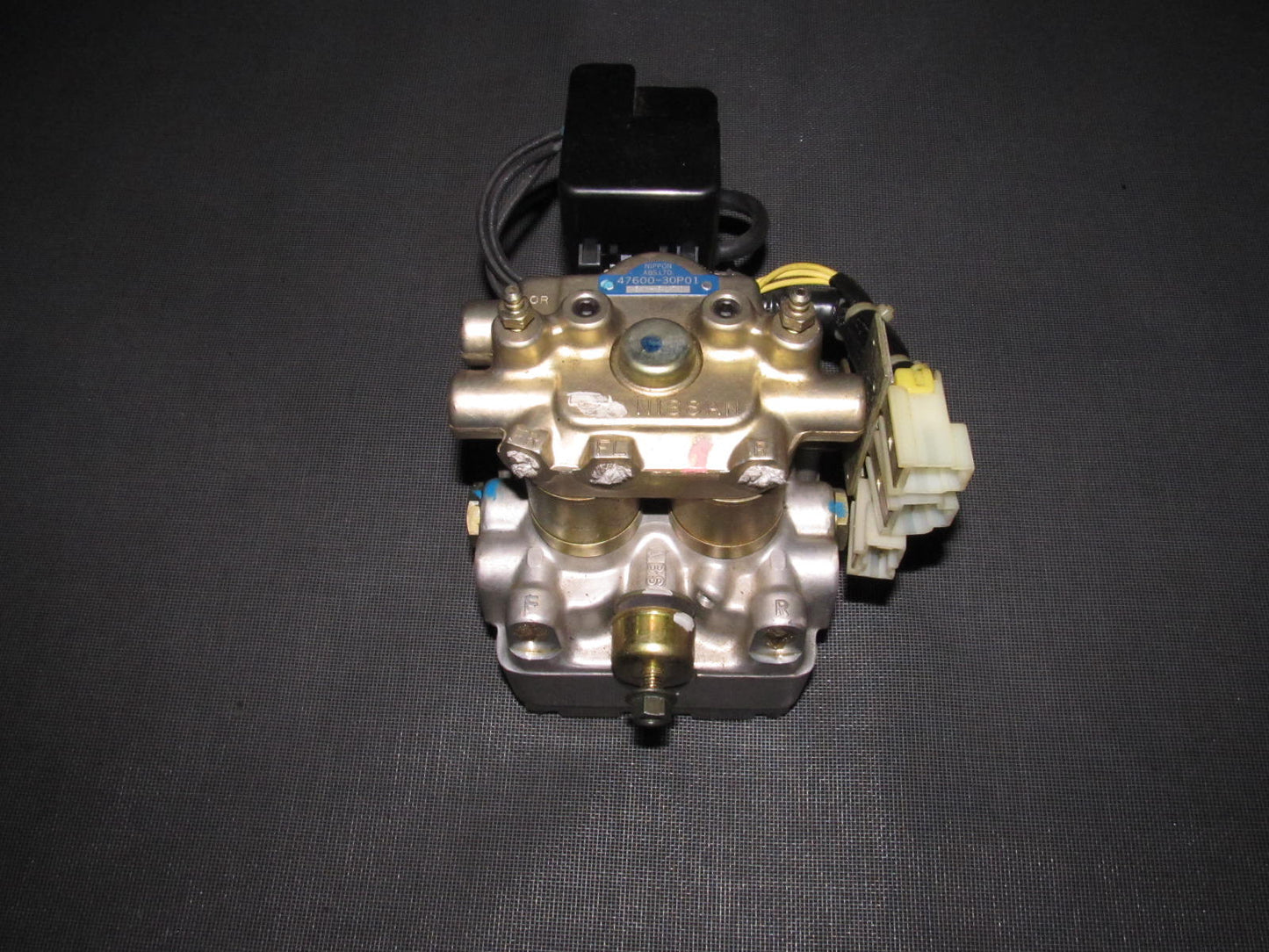 90 91 92 93 Nissan 300zx OEM ABS Actuator Motor 47600-30P01