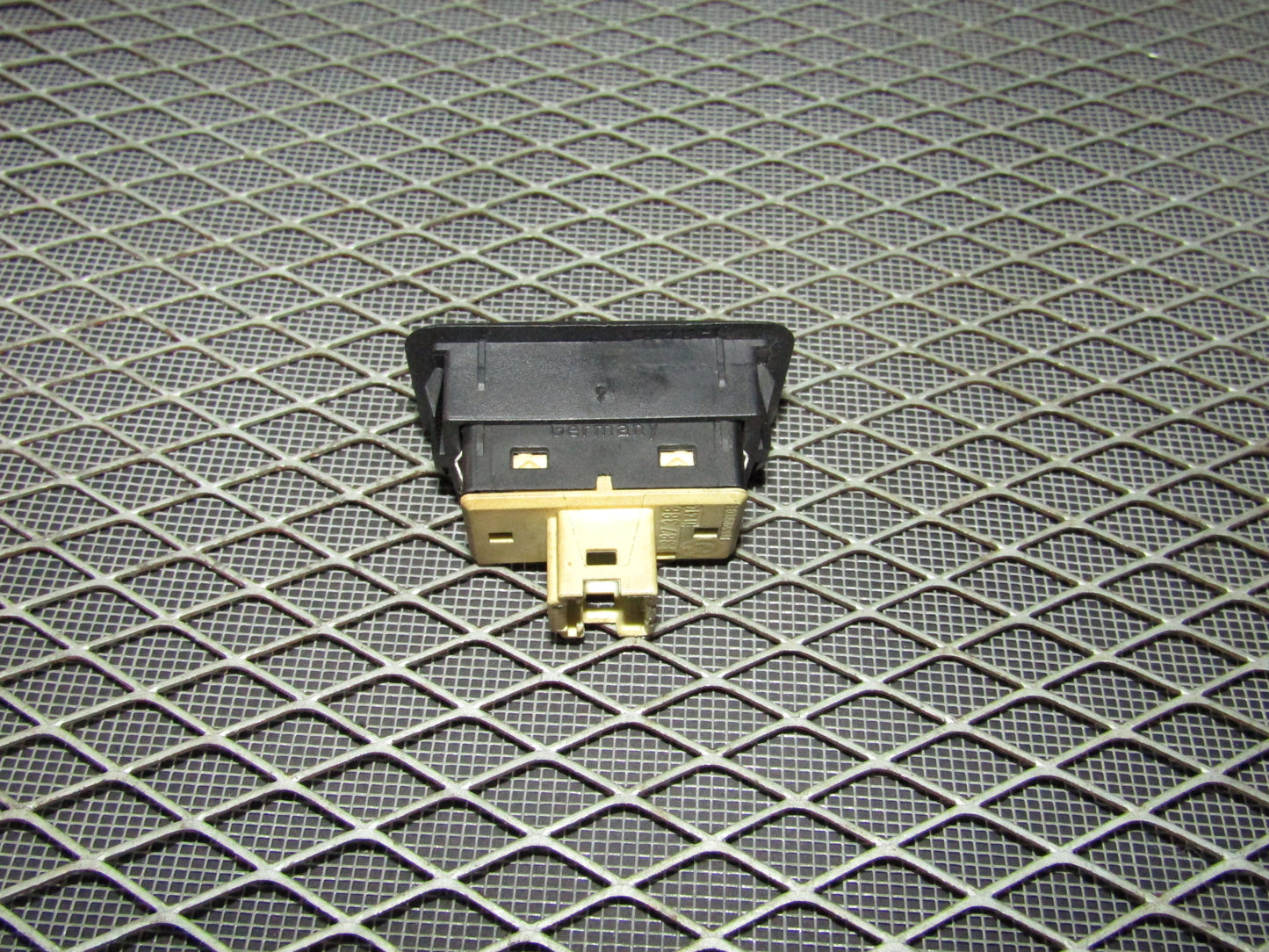 1992-1995 BMW 325 Sedan OEM Window Switch - Rear Right