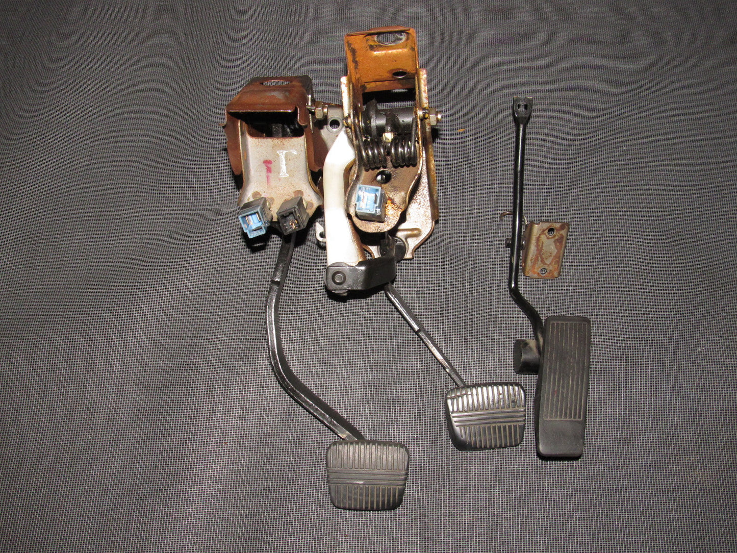 89 90 91 92 93 94 Nissan 240SX OEM M/T Pedal Assembly Set