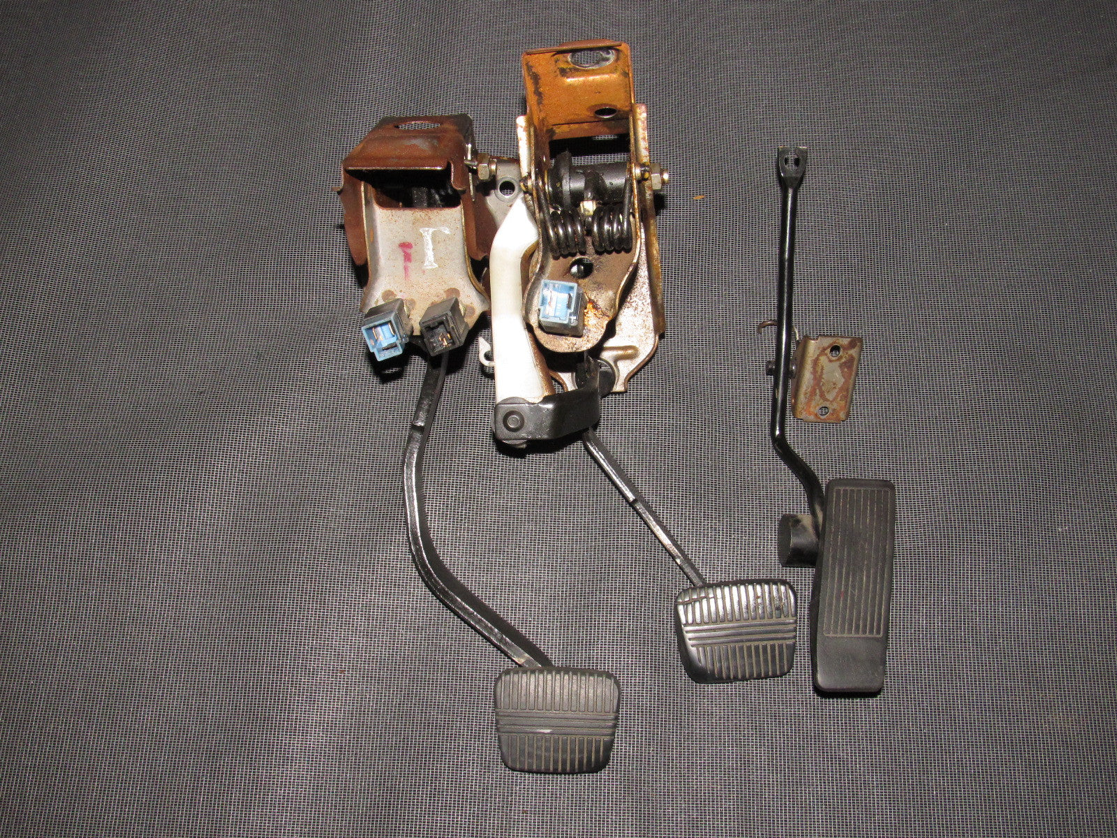 89 90 91 92 93 94 Nissan 240SX OEM M/T Pedal Assembly Set