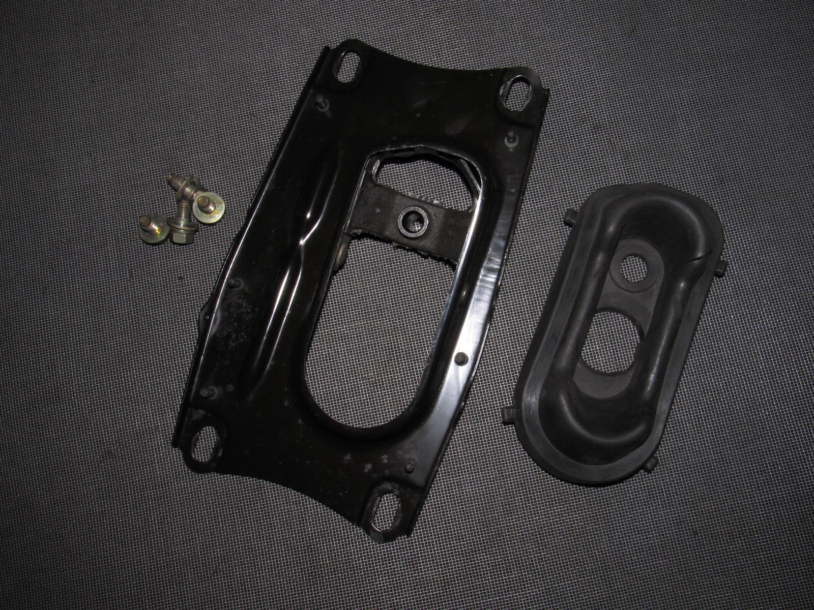 90 91 92 93 94 95 96 Nissan 300zx OEM MT Shifter Bracket