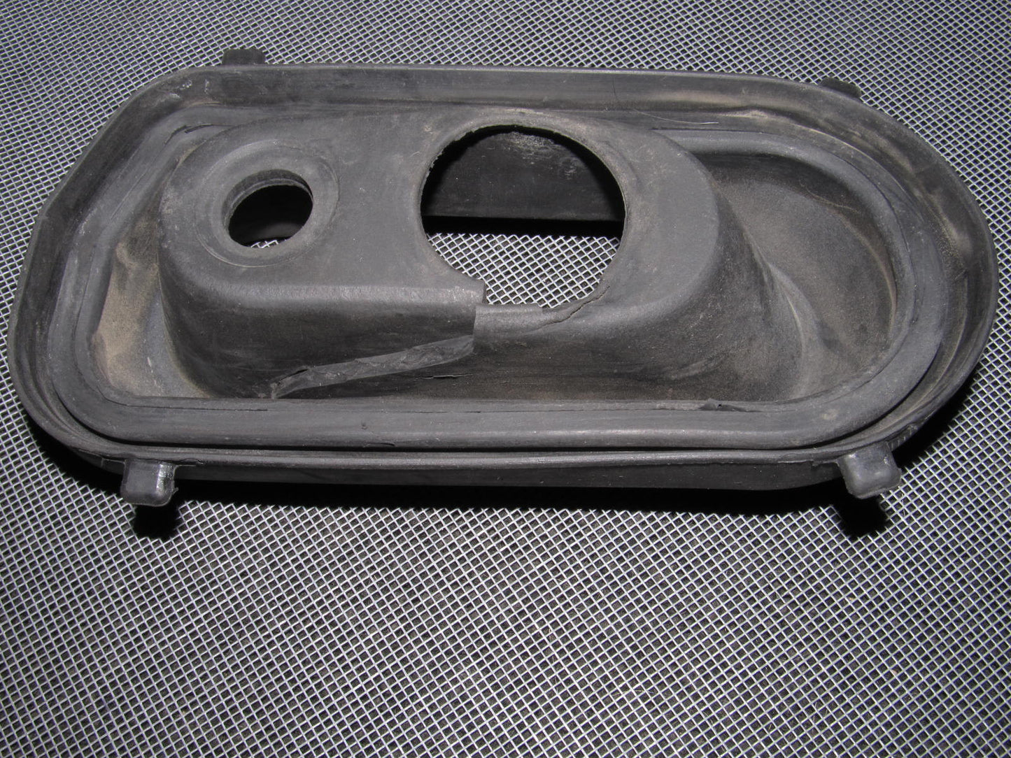 90 91 92 93 94 95 96 Nissan 300zx OEM MT Shifter Bracket