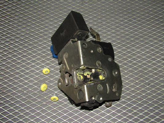 1992-1995 BMW 325 Sedan OEM Door Latch & Actuator - Rear Right