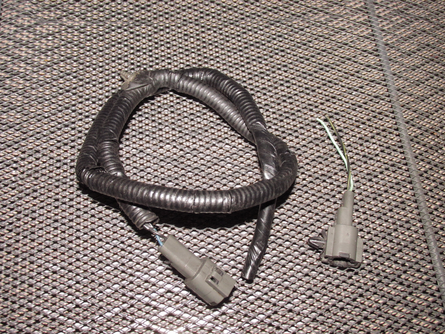90 91 92 93 94 95 96 Nissan 300zx OEM Front ABS Sensor Pigtail Harness