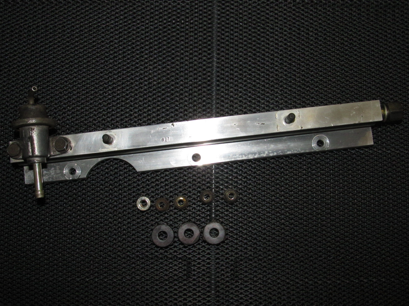 92 93 94 95 Honda Civic OEM D15B7 Fuel Rail & Regulator