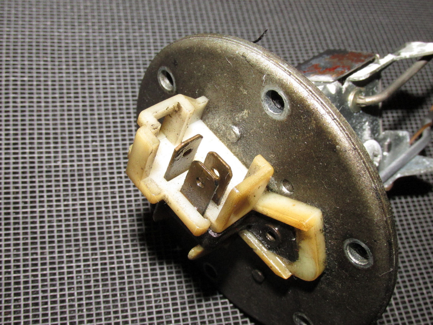 84 85 Mazda RX7 OEM 13B Fuel Floater Unit