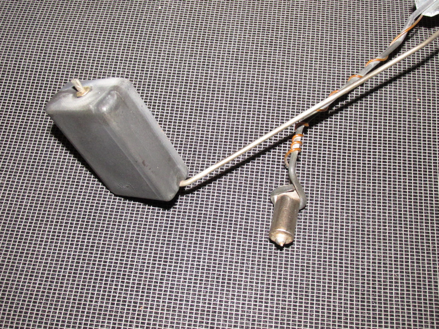 84 85 Mazda RX7 OEM 13B Fuel Floater Unit