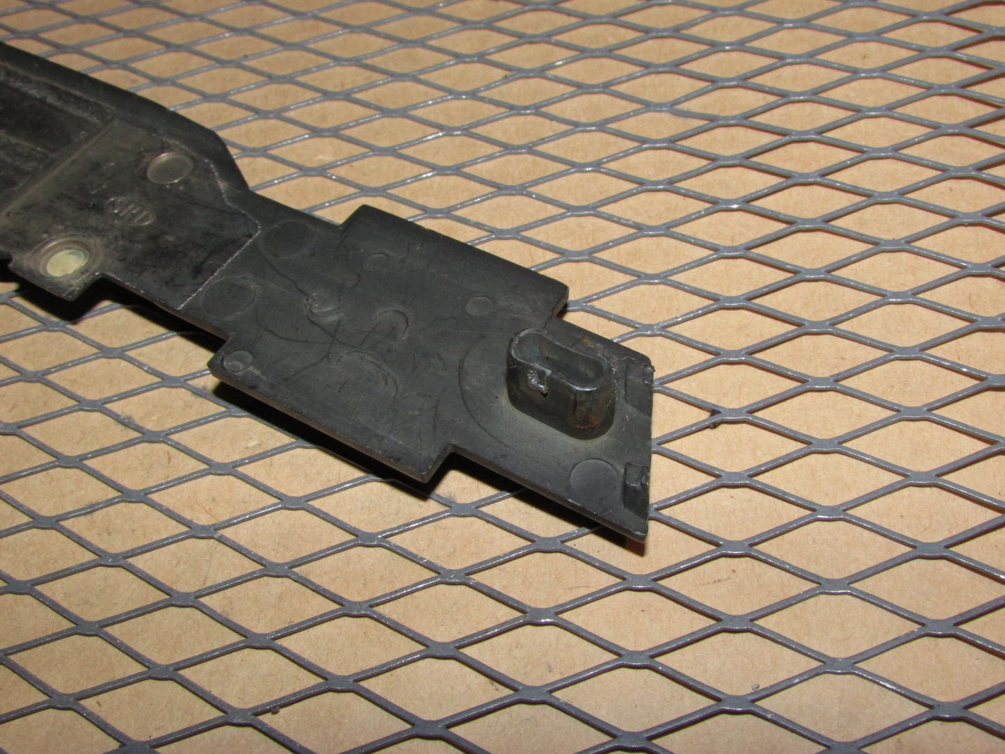 95 96 97 98 Chevrolet Silverado 1500 OEM Front Door Emblem Badge