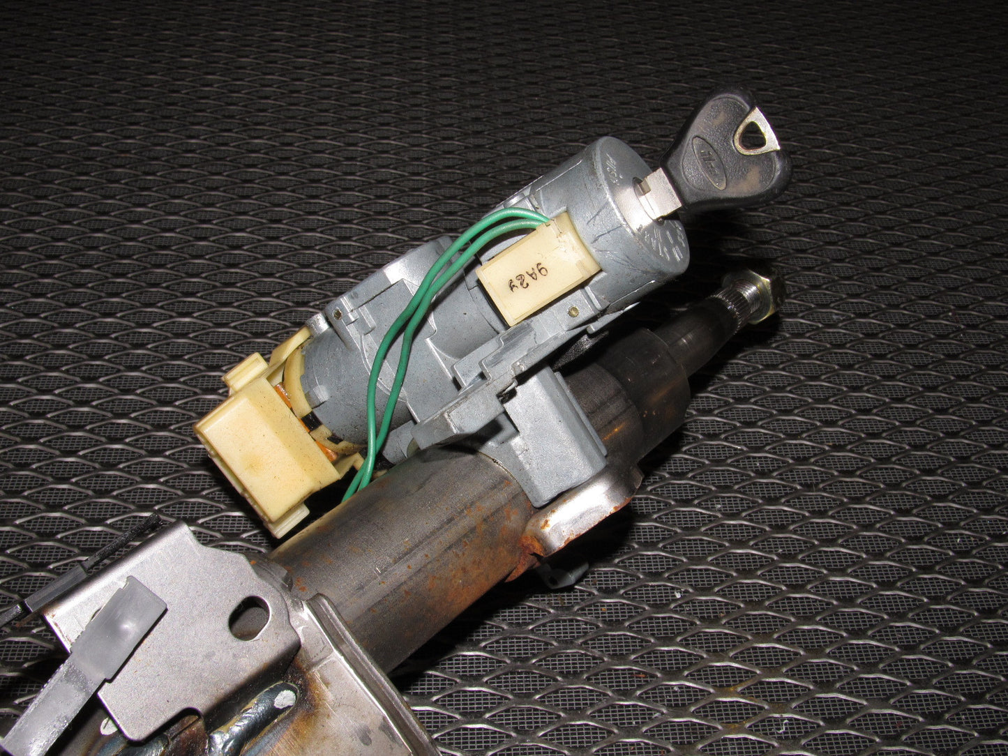 99 00 Mazda Miata OEM Steering Column & Key