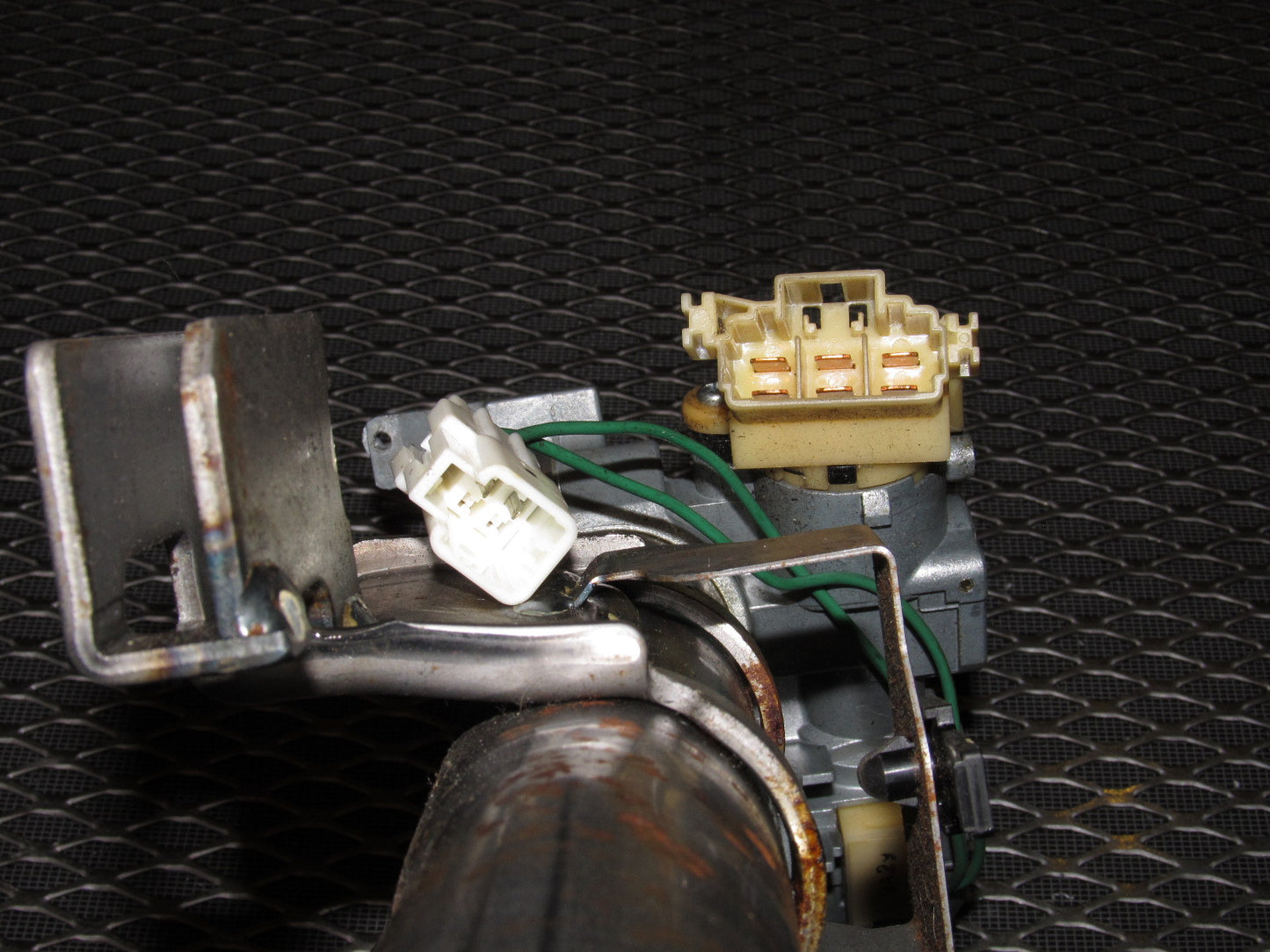 99 00 Mazda Miata OEM Steering Column & Key