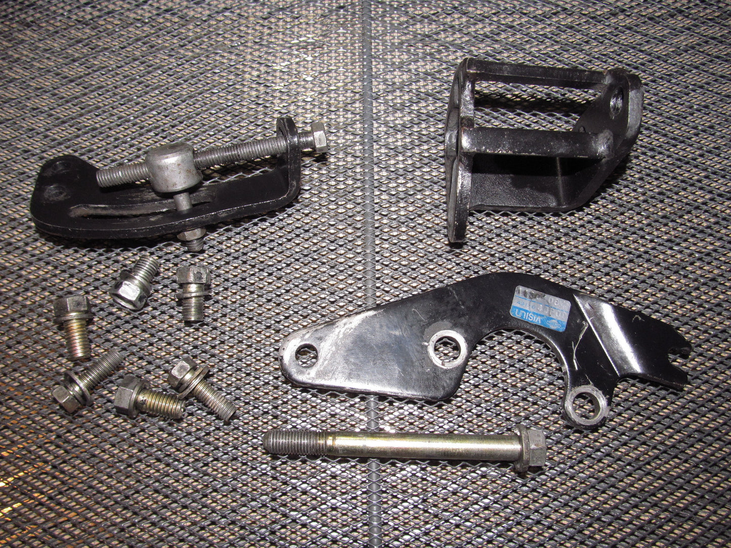 ぽん様 90-96 Nissan 300zx OEM Power Steering Pump Adjustment Bracket