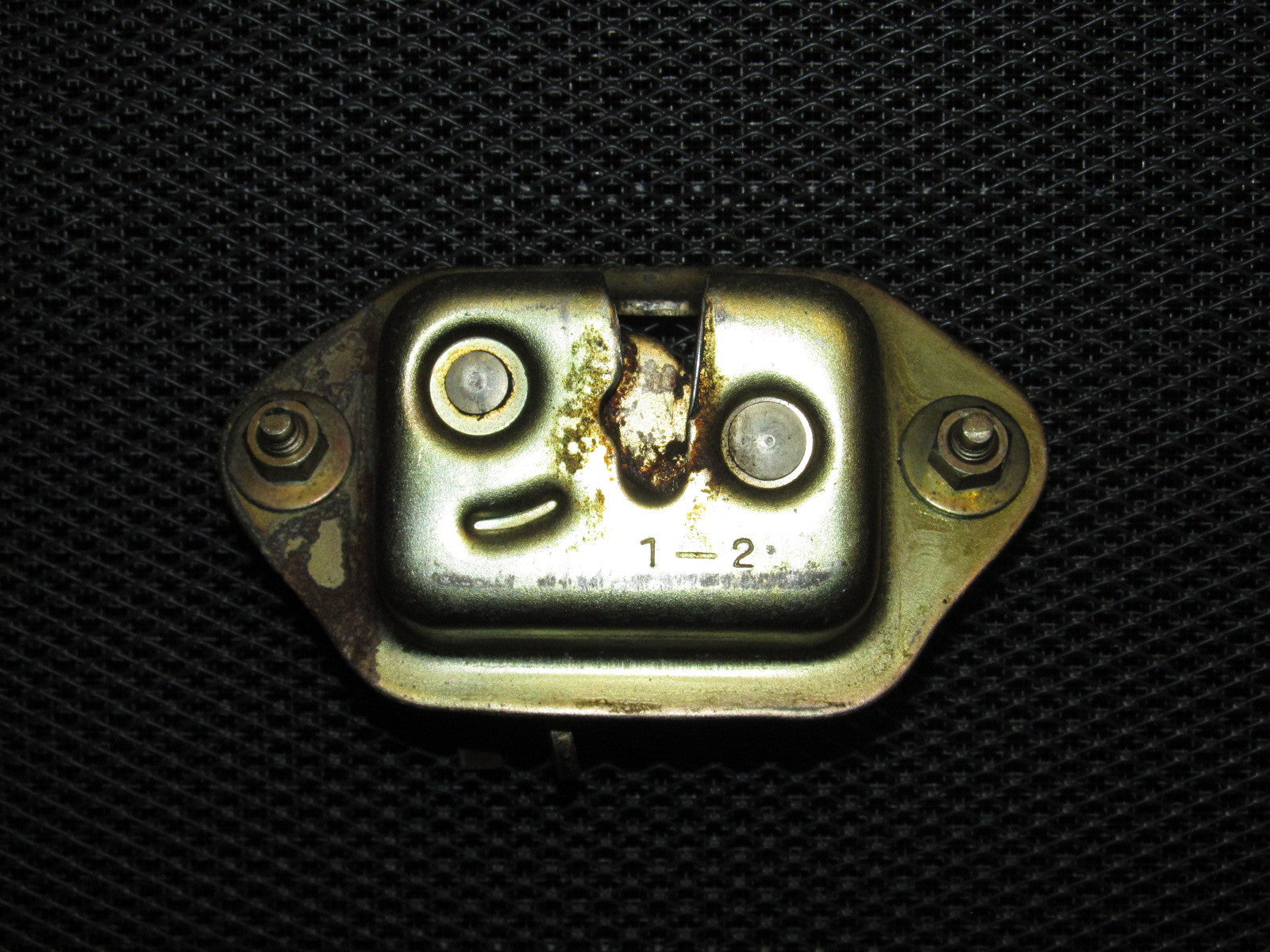 89 90 91 92 93 94 Nissan 240SX Hatchback Trunk Latch