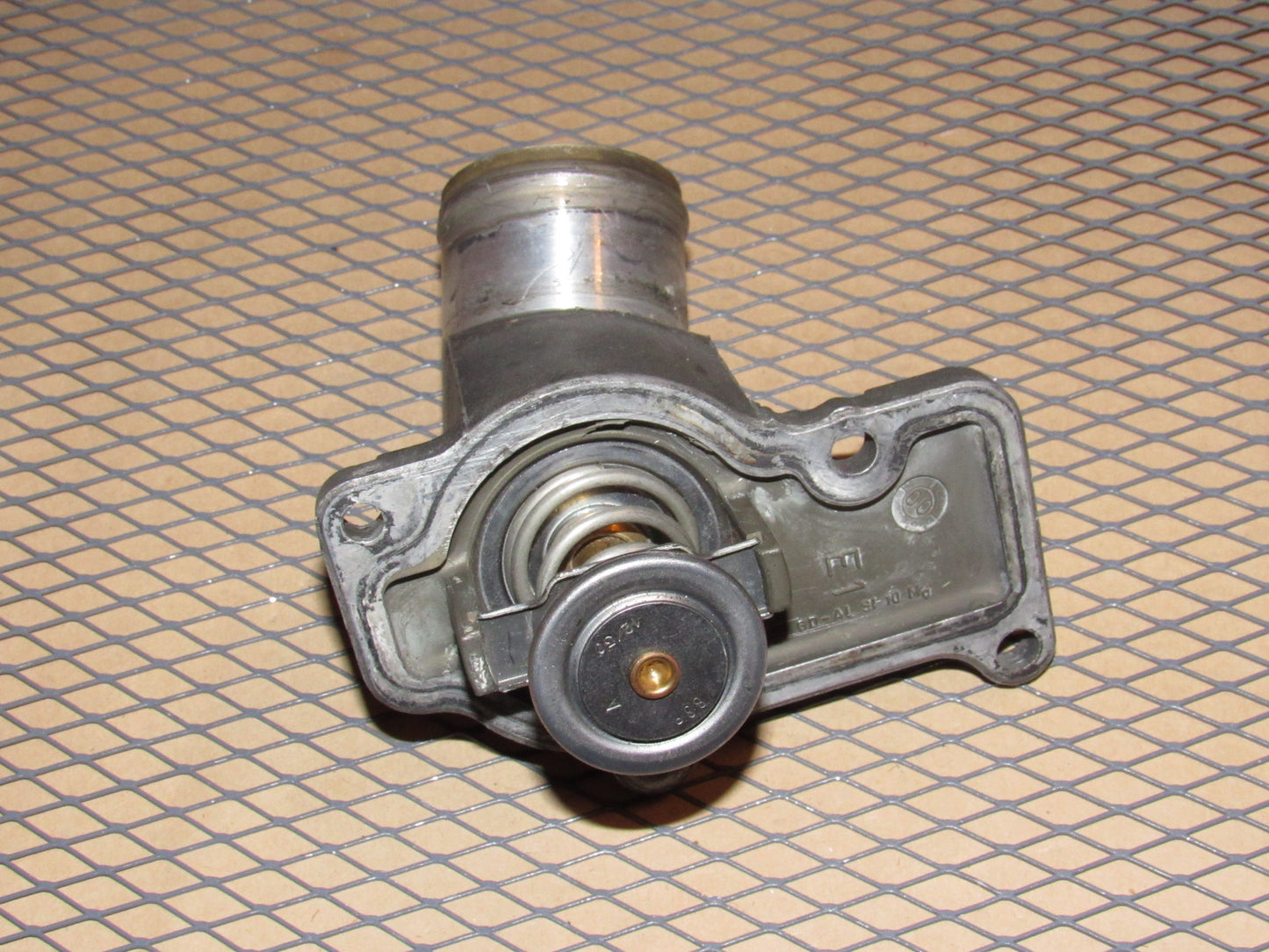 99 00 01 02 Porsche 911 Carrera OEM Thermostats Housing Water Neck