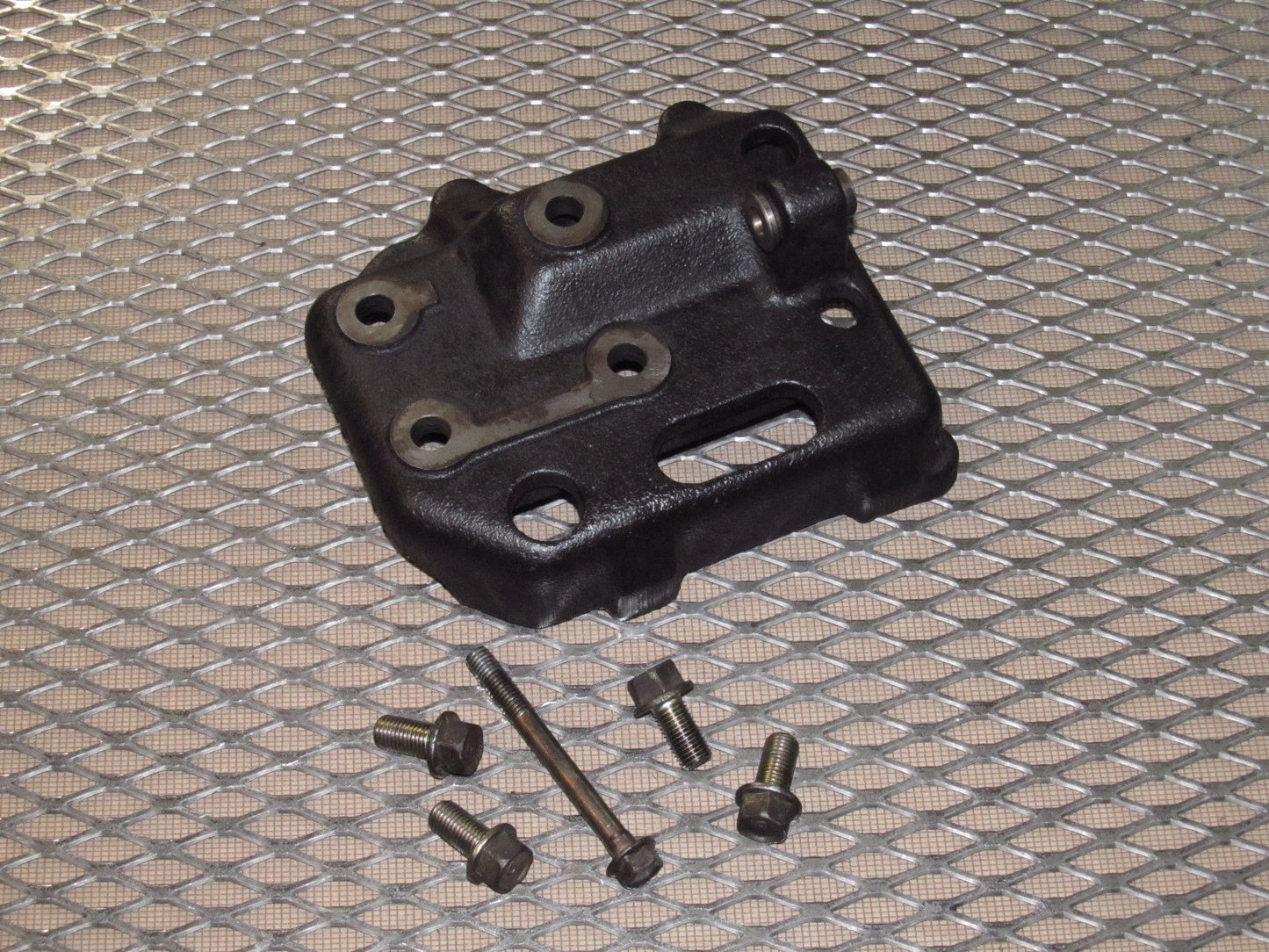 90 91 92 93 Mazda Miata OEM A/C Compressor Bracket