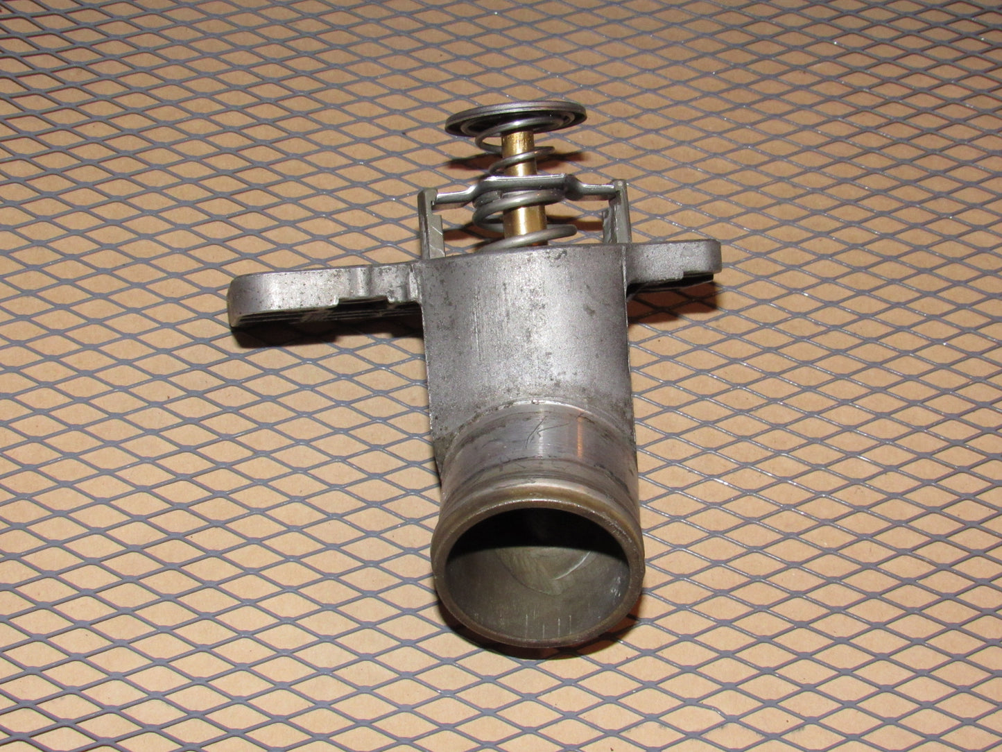 99 00 01 02 Porsche 911 Carrera OEM Thermostats Housing Water Neck