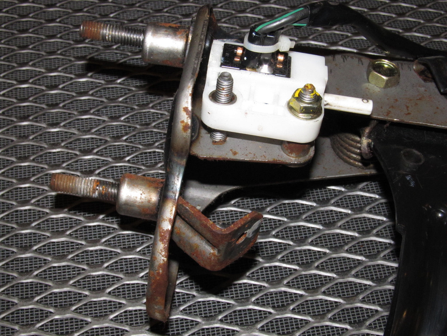 99 00 Mazda Miata OEM Manual Pedal Assembly