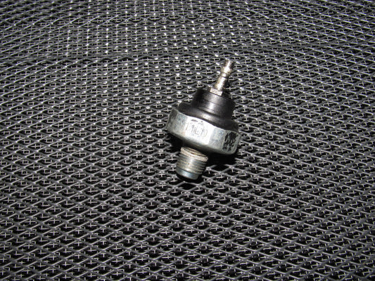 92 93 94 95 Honda Civic OEM Engine Oil Pressure Switch