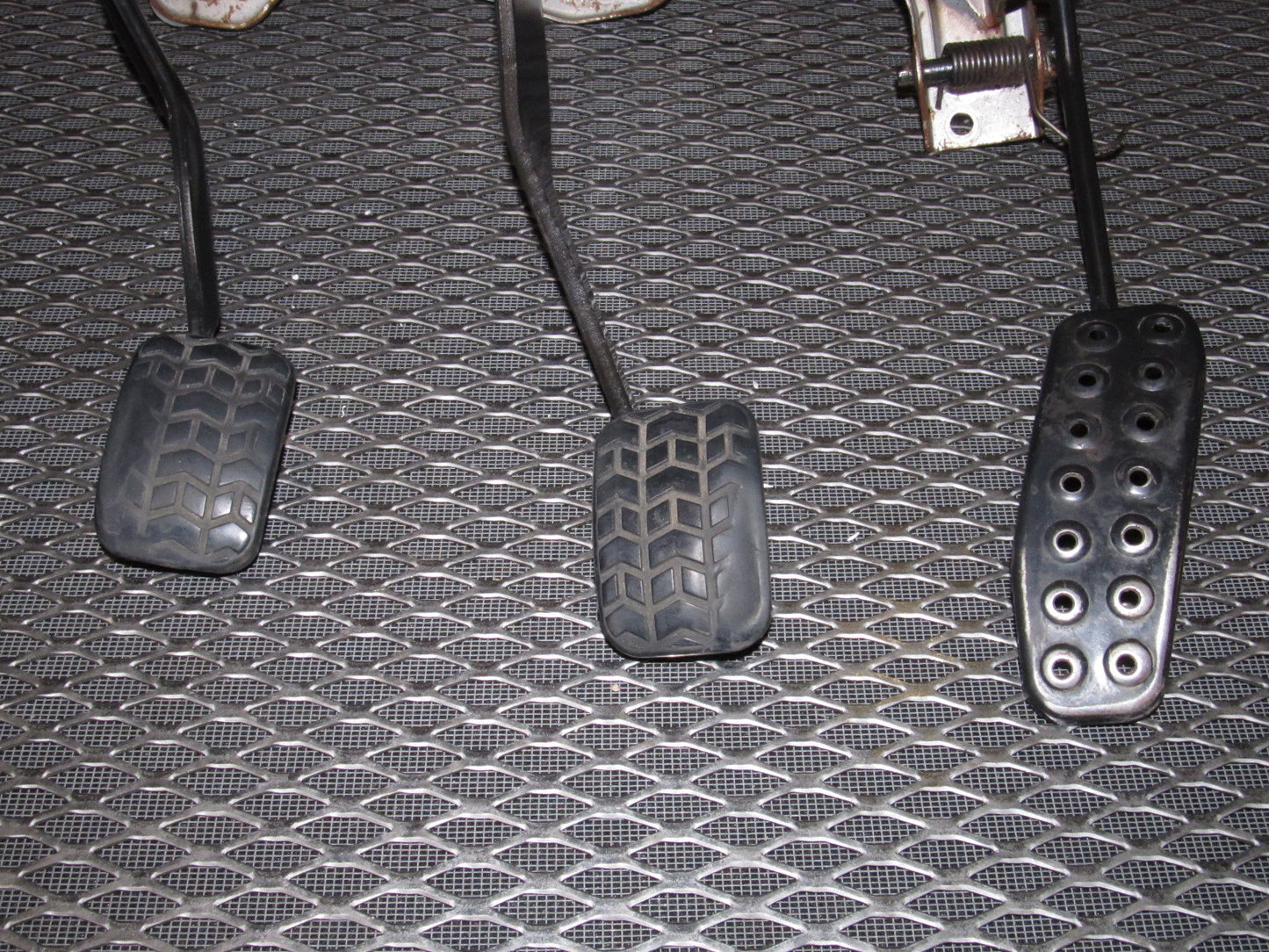 99 00 Mazda Miata OEM Manual Pedal Assembly