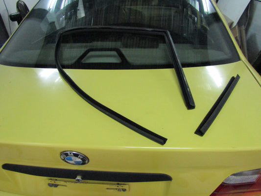 1992-1995 BMW 325 Sedan OEM Door Window Weather Stripping - Rear Right