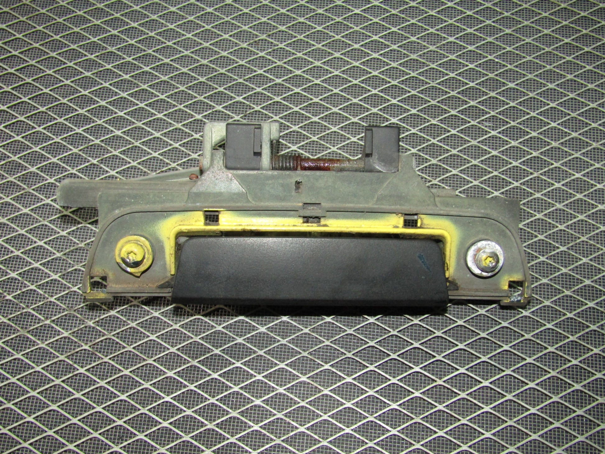 1992-1995 BMW 325 Sedan OEM Exterior Door Handle - Rear Right