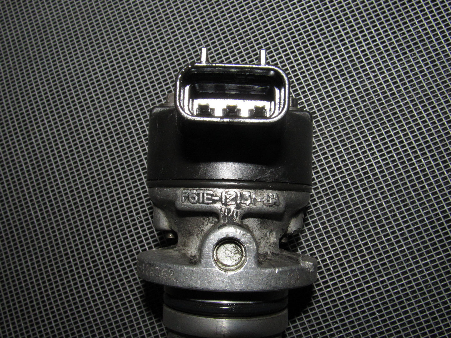 94 95 96 97 98 Ford Mustang OEM Cam Sensor - 3 pins
