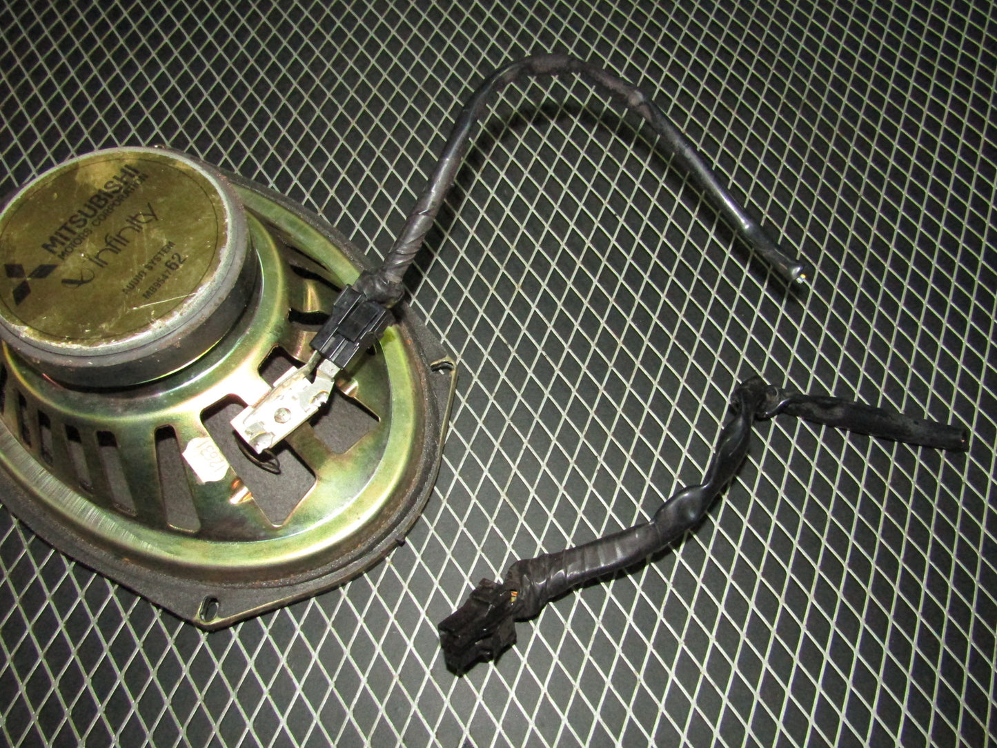 94-97 Mitsubishi 3000GT OEM Rear Speaker Pigtail Harness